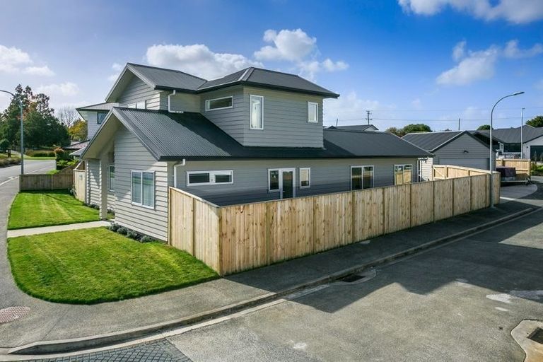 Photo of property in 1 Lancewood Lane, Kaukapakapa, Helensville, 0875