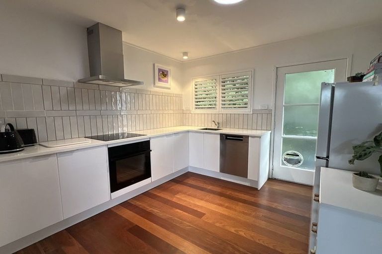 Photo of property in 3/17 Church Street, Devonport, Auckland, 0624