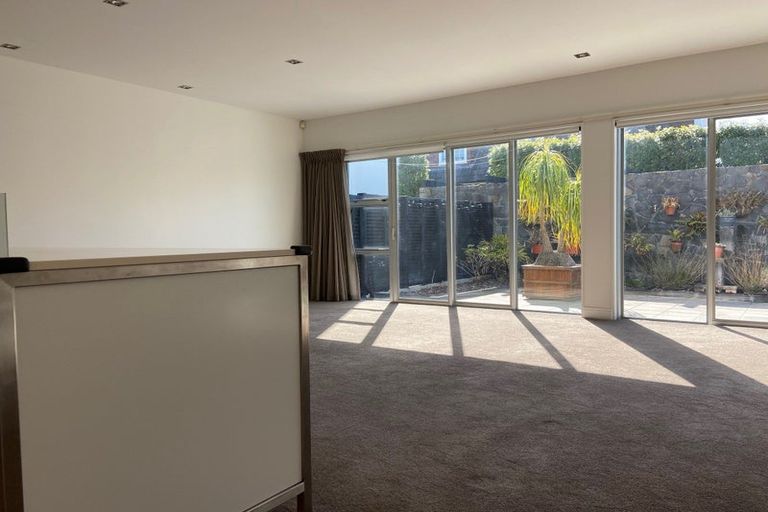 Photo of property in 7/258 Hurstmere Road, Takapuna, Auckland, 0622