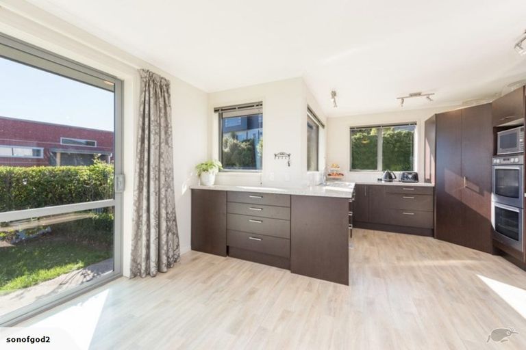 Photo of property in 22 Heemskerck Place, Britannia Heights, Nelson, 7010