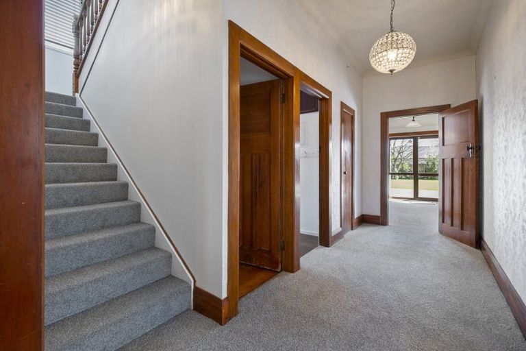 Photo of property in 41 Manapouri Crescent, Hokowhitu, Palmerston North, 4410
