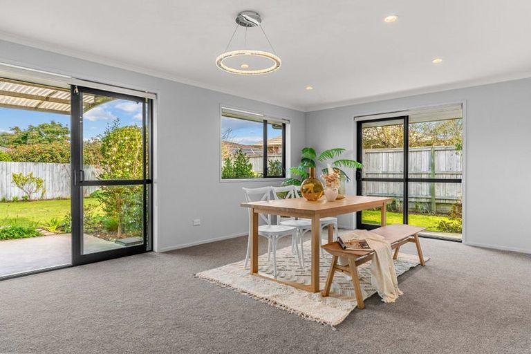 Photo of property in 4 Kowi Lakes Drive, One Tree Point, 0118