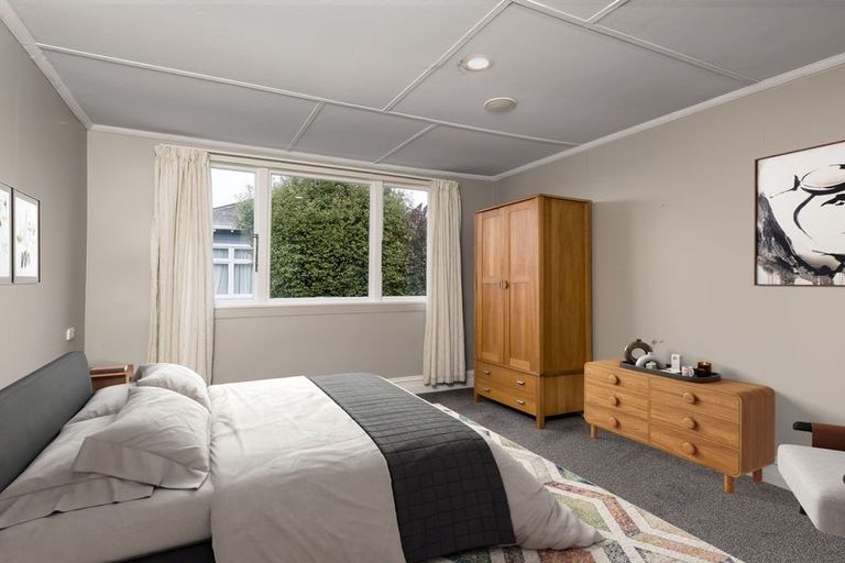 Photo of property in 12 Rhodes Street, Waimate, 7924