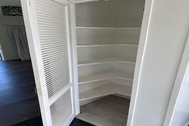 Photo of property in 12/31 Blease Street, New Lynn, Auckland, 0600