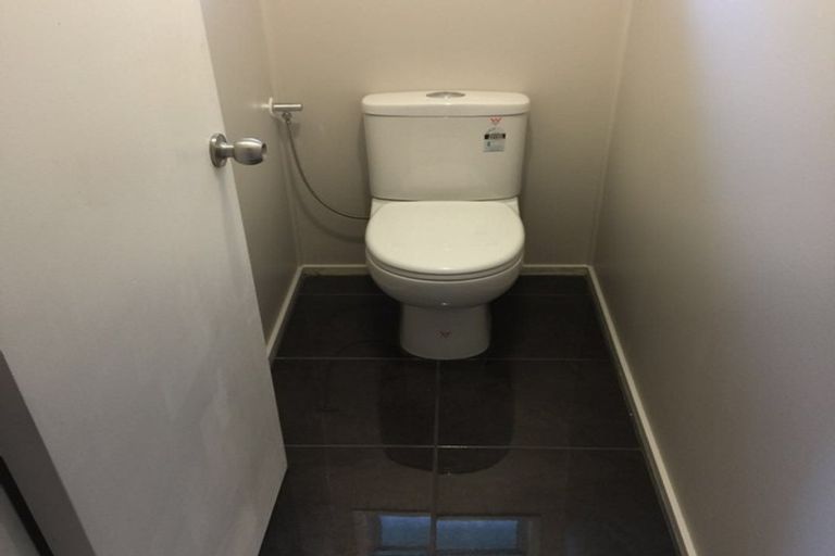 Photo of property in 126 Stapleford Crescent, Browns Bay, Auckland, 0630