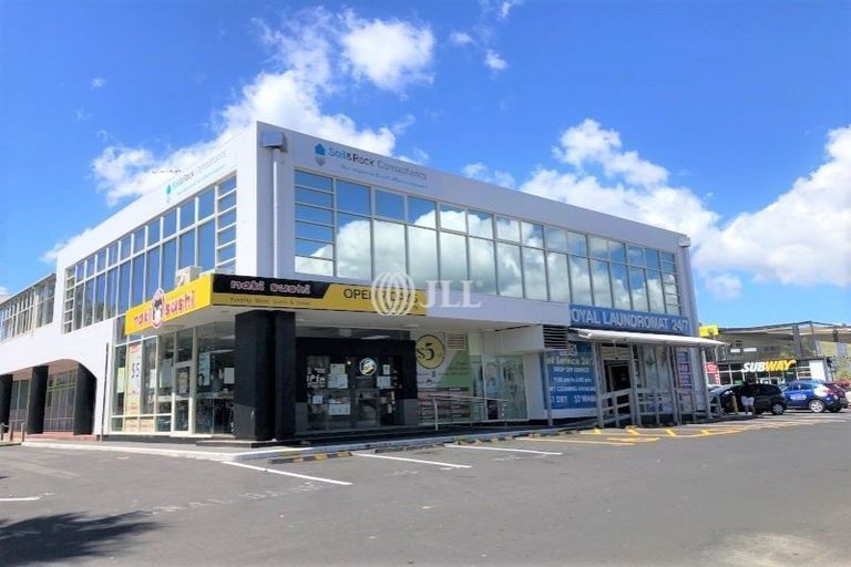 Photo of property in 131 Lincoln Road, Carterton, 5713