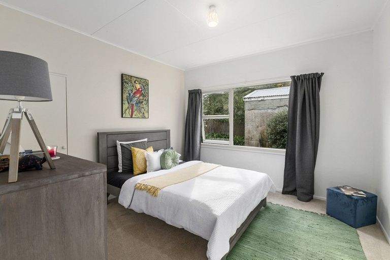 Photo of property in 18 Rimu Road, Raumati Beach, Paraparaumu, 5032