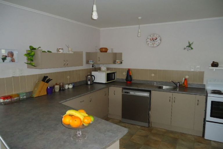 Photo of property in 22 Neal Street, Putaruru, 3411