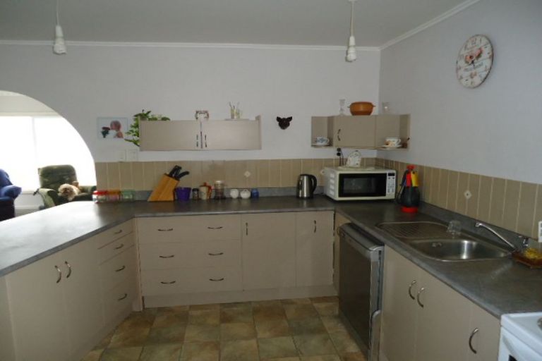 Photo of property in 22 Neal Street, Putaruru, 3411