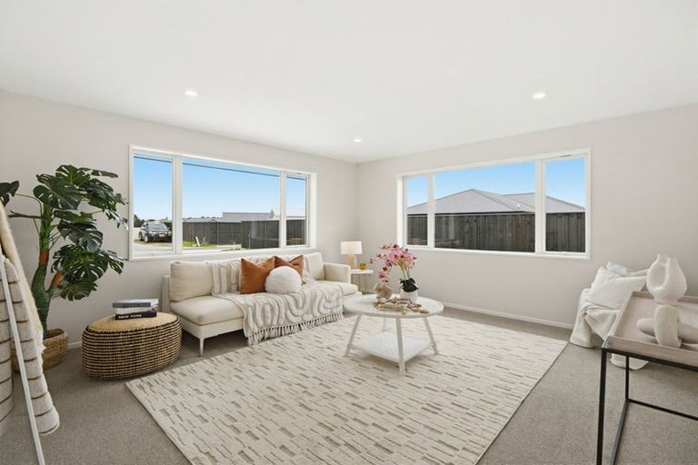 Photo of property in 27a Greig Crescent, Amberley, 7410