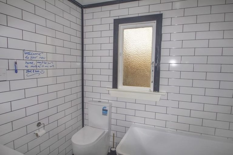 Photo of property in 23 Raglan Street, Oamaru North, Oamaru, 9400