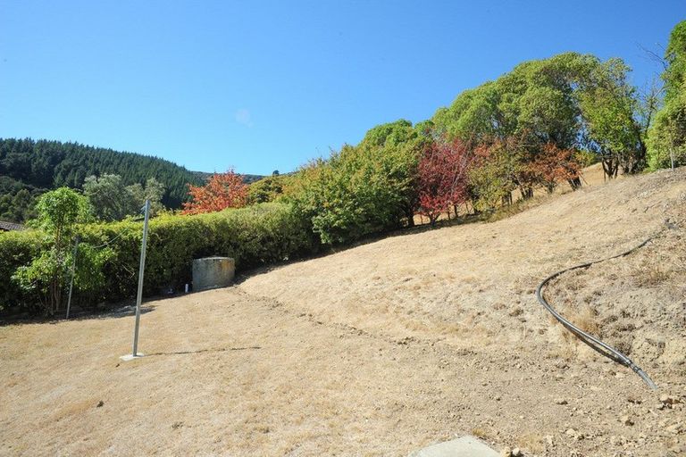 Photo of property in 28 Andersons Road, Charteris Bay, Governors Bay, 8971