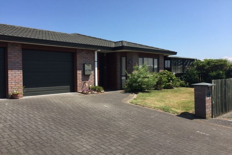 Photo of property in 11a Gibson Street, Fenton Park, Rotorua, 3010
