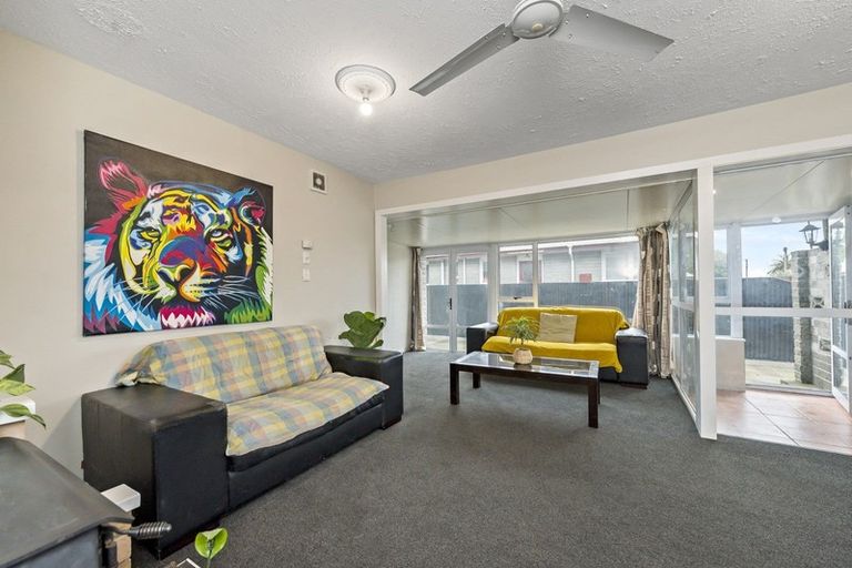 Photo of property in 83 Cotswold Avenue, Bishopdale, Christchurch, 8053