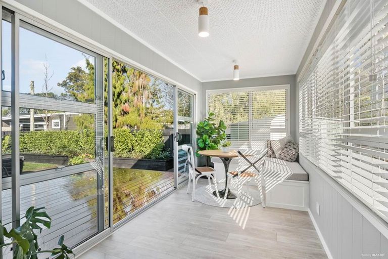 Photo of property in 1/113 Nile Road, Milford, Auckland, 0620