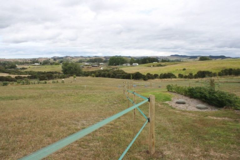 Photo of property in 64 Brown Road, Hakaru, Kaiwaka, 0573