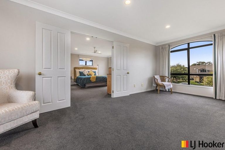 Photo of property in 9 Crannich Place, Wattle Downs, Auckland, 2103
