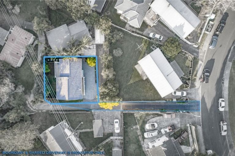 Photo of property in 29 Lilburn Crescent, Massey, Auckland, 0614