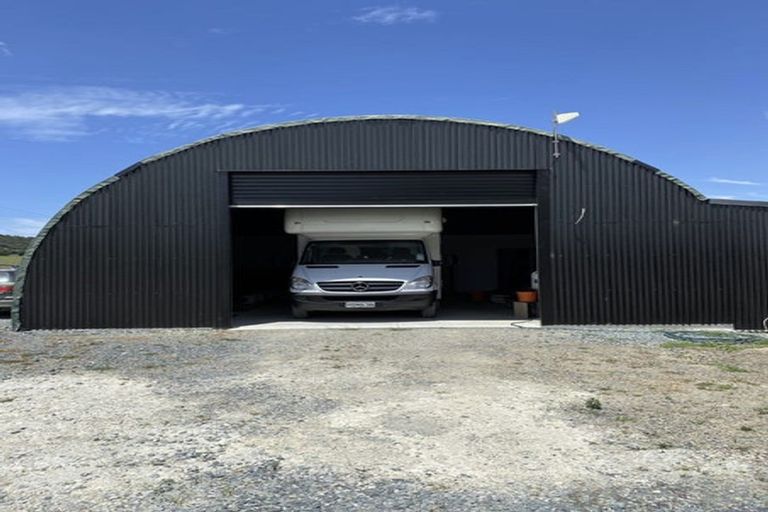 Photo of property in 1572b Millbrook Road, Taipuha, Paparoa, 0571