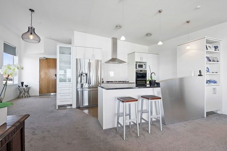 Photo of property in Quarterdeck, 22/4 Buller Street, New Plymouth, 4310