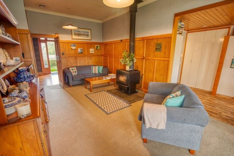 Photo of property in 12 Marsden Road, Greymouth, 7805