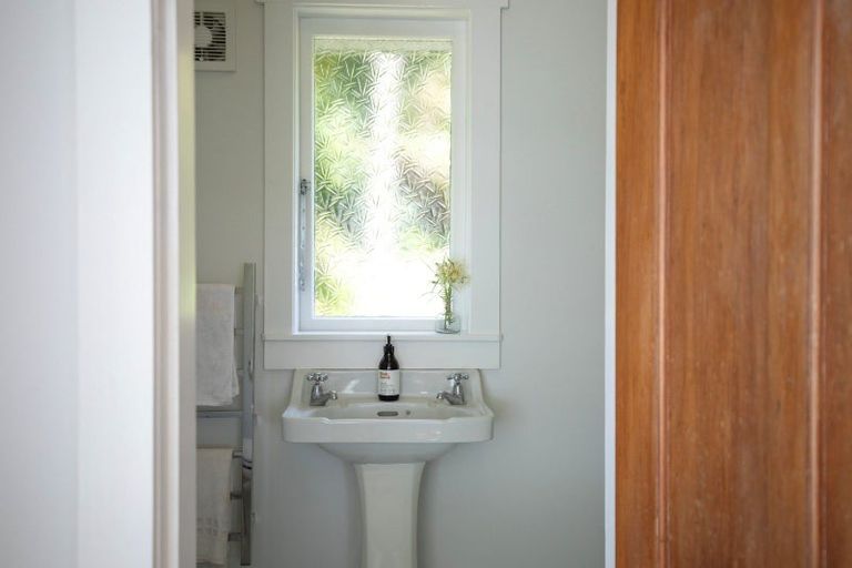 Photo of property in 29 Rose Street, Raglan, 3225