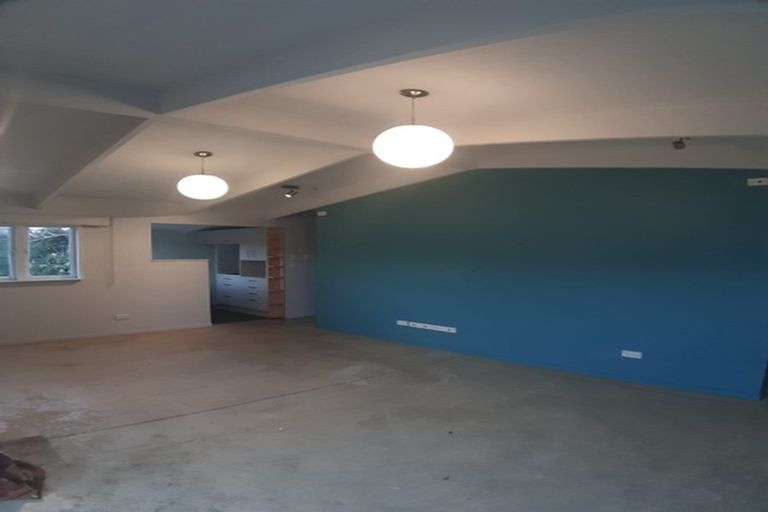 Photo of property in 18a Woodglen Road, Glen Eden, Auckland, 0602