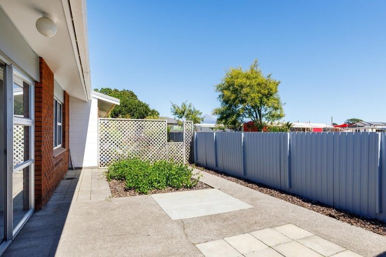 Photo of property in 2/40 Barriball Street, Fitzroy, New Plymouth, 4312