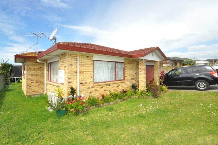 Photo of property in 15 Dole Place, Mangere, Auckland, 2022