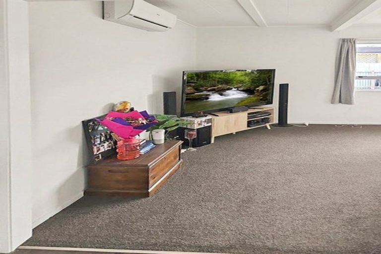 Photo of property in 12 Jellicoe Place, Tamatea, Napier, 4112