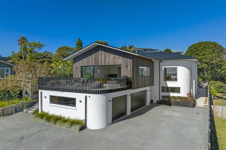 Photo of property in 71 Pah Road, Cockle Bay, Auckland, 2014