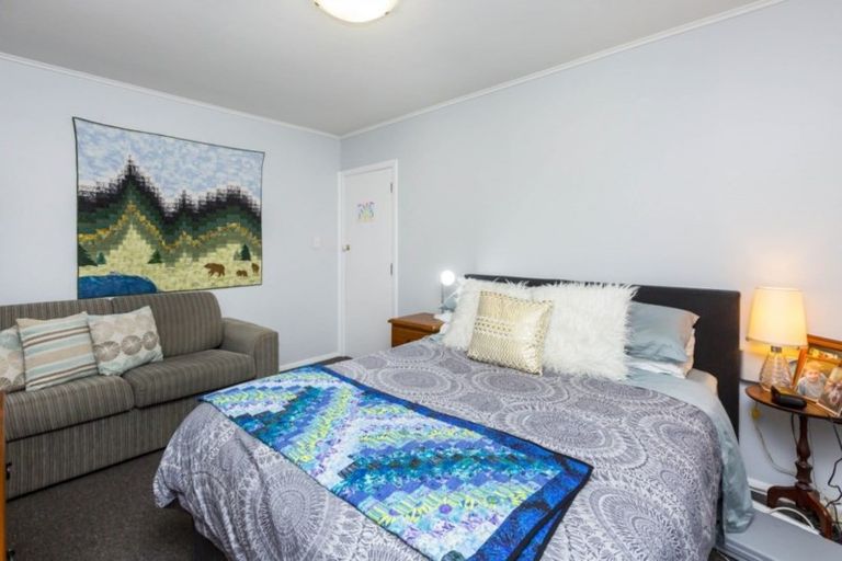 Photo of property in 92 Clouston Park Road, Clouston Park, Upper Hutt, 5018