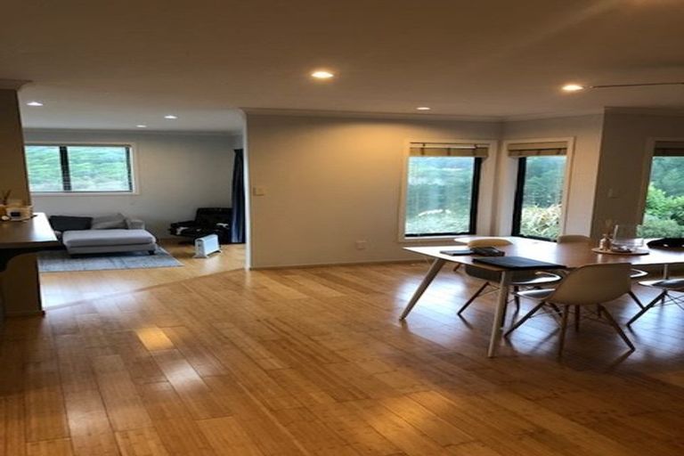 Photo of property in 5 Catlins Glen, Aotea, Porirua, 5024