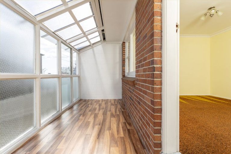 Photo of property in 2/70 Station Road, Papatoetoe, Auckland, 2025