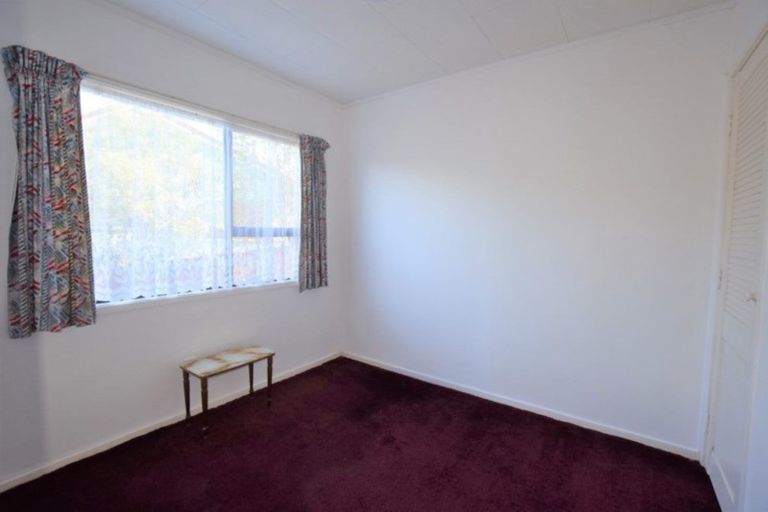 Photo of property in 14 Mile Place, Henderson, Auckland, 0612