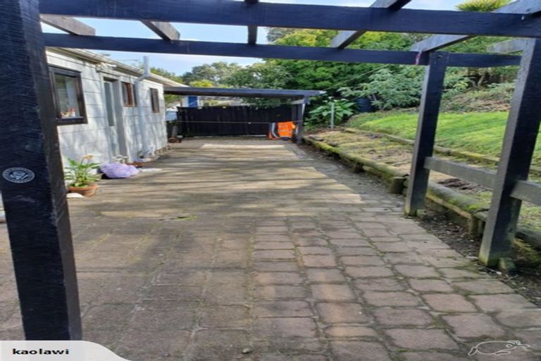 Photo of property in 90 Stapleford Crescent, Browns Bay, Auckland, 0630