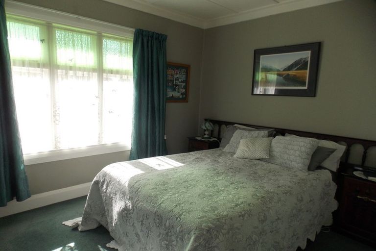 Photo of property in 30 Kuku Street, Tangimoana, 4822