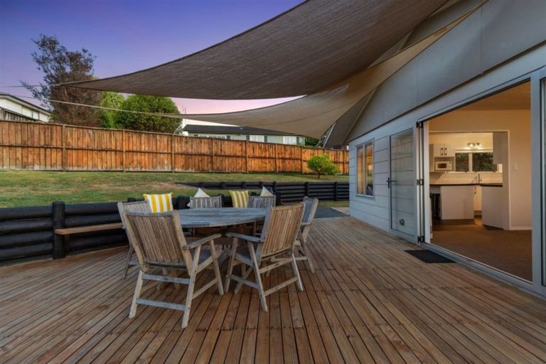 Photo of property in 25 Cypress Crescent, Pukete, Hamilton, 3200