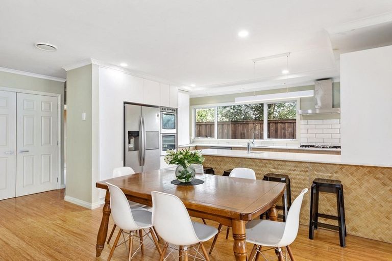 Photo of property in 42 Moa Road, Point Chevalier, Auckland, 1022