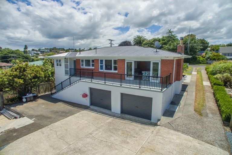Photo of property in 1 Fisher Terrace, Te Kamo, Whangarei, 0112