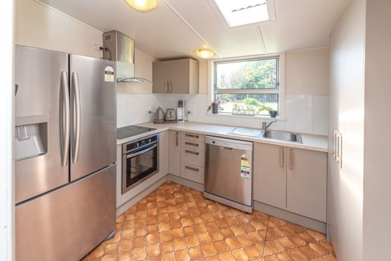 Photo of property in 70 Carlton Avenue, Tawhero, Whanganui, 4500