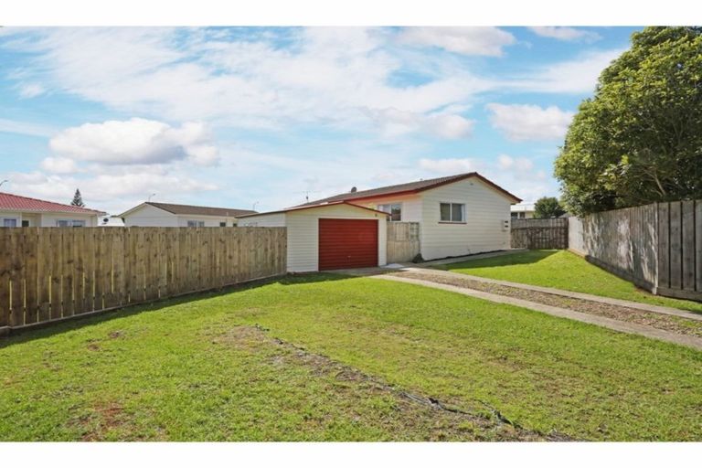 Photo of property in 11 Ariki Place, Red Hill, Papakura, 2110