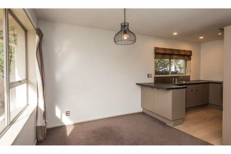 Photo of property in 22 Albany Street, St Albans, Christchurch, 8014