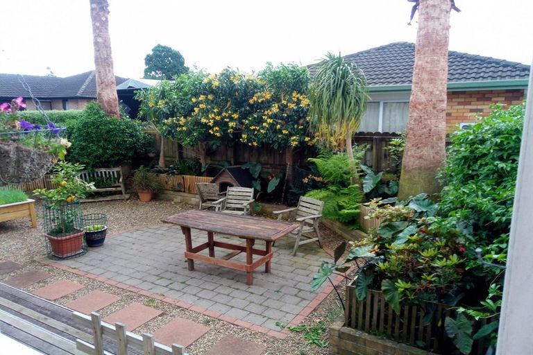 Photo of property in 77 Harris Street, Pukekohe, 2120