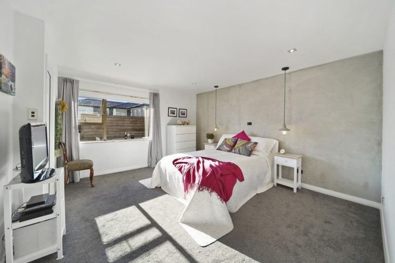 Photo of property in 18b Devon Road, Bucklands Beach, Auckland, 2012