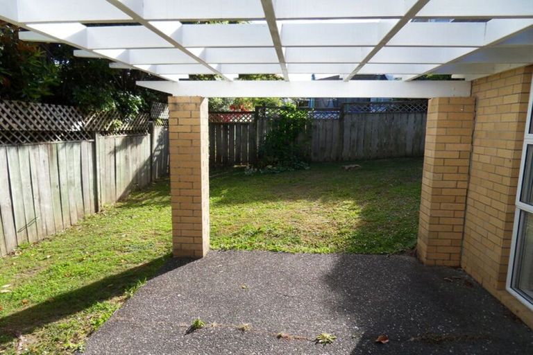 Photo of property in 51 Westpark Drive, West Harbour, Auckland, 0618