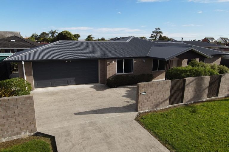 Photo of property in 9 Disraeli Street, Westport, 7825