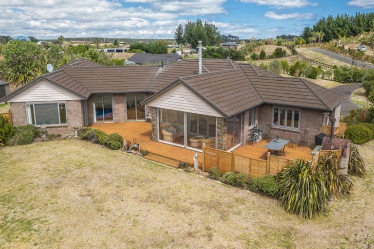 Photo of property in 68 Waitarere Rise Avenue, Waitarere, Levin, 5510