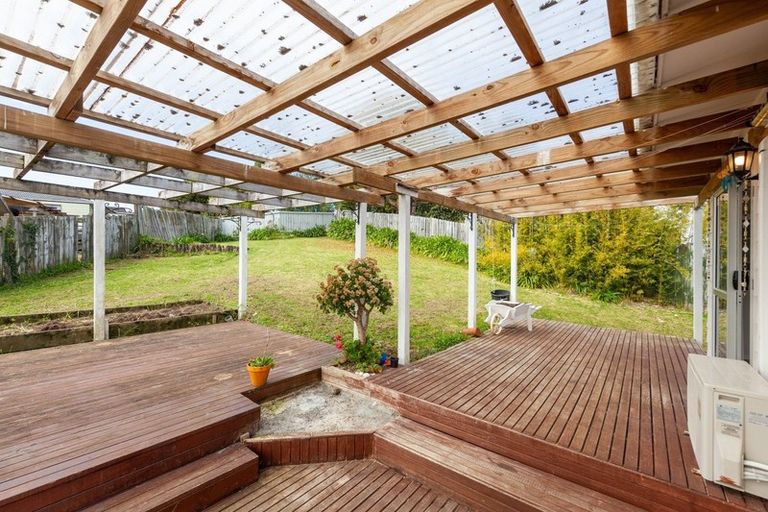 Photo of property in 71 Simon Ellice Drive, Bayview, Auckland, 0629