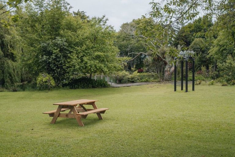 Photo of property in 6 Dyke Road, Karaka, Papakura, 2580